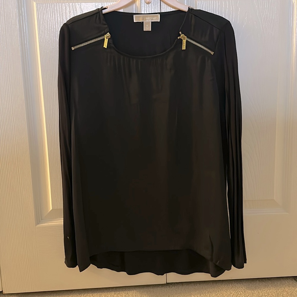 Michael Kors black top